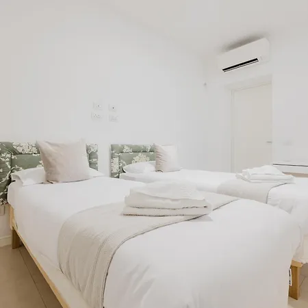 Apartman Historic Seafront Maisonette In Balluta Buildings Sliema