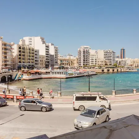 Historic Seafront Maisonette In Balluta Buildings